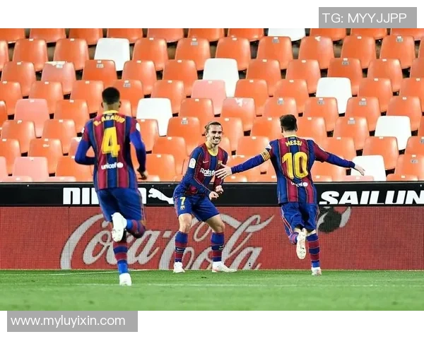 巴萨与尤文图斯激战回顾精彩瞬间与战术分析